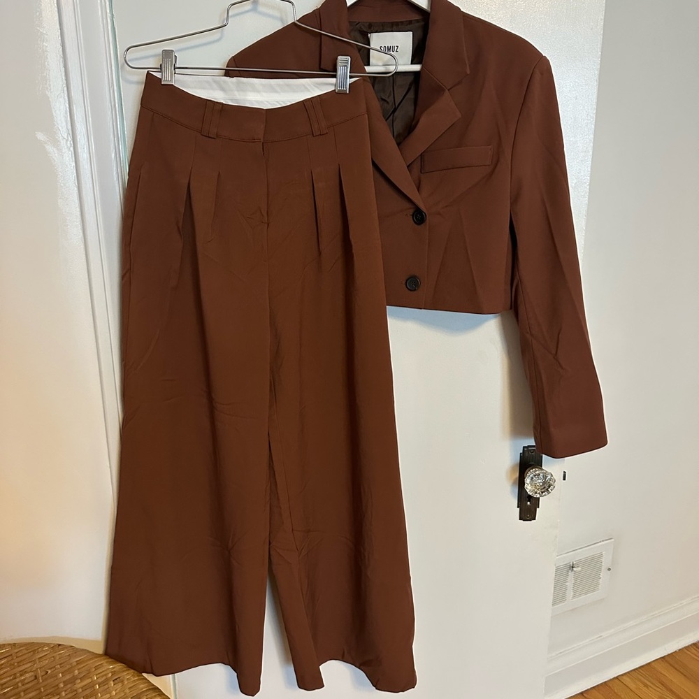 Brown Cropped Blazer set